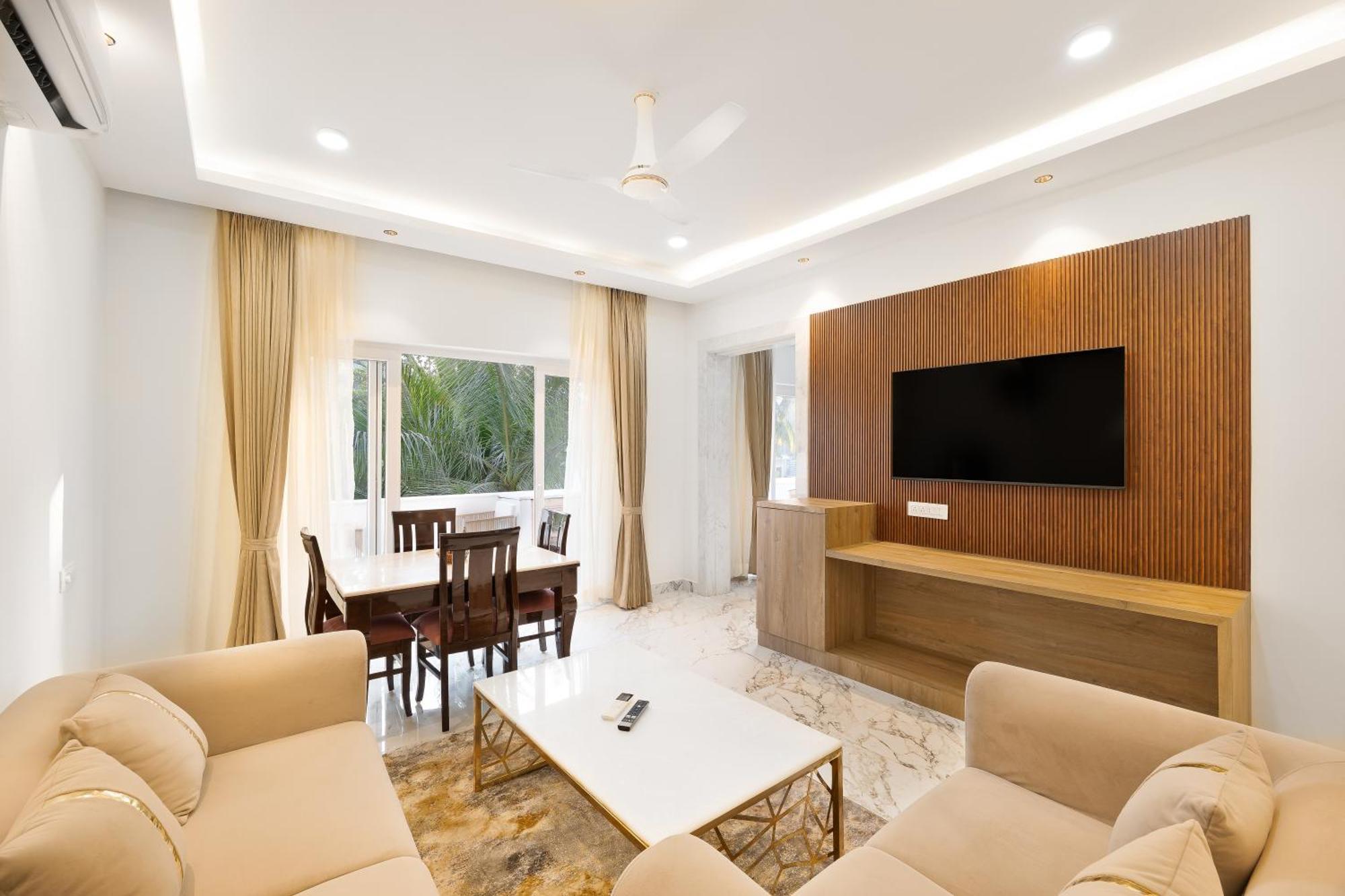 White Wharf Beach Resort Morjim Goa Exterior foto