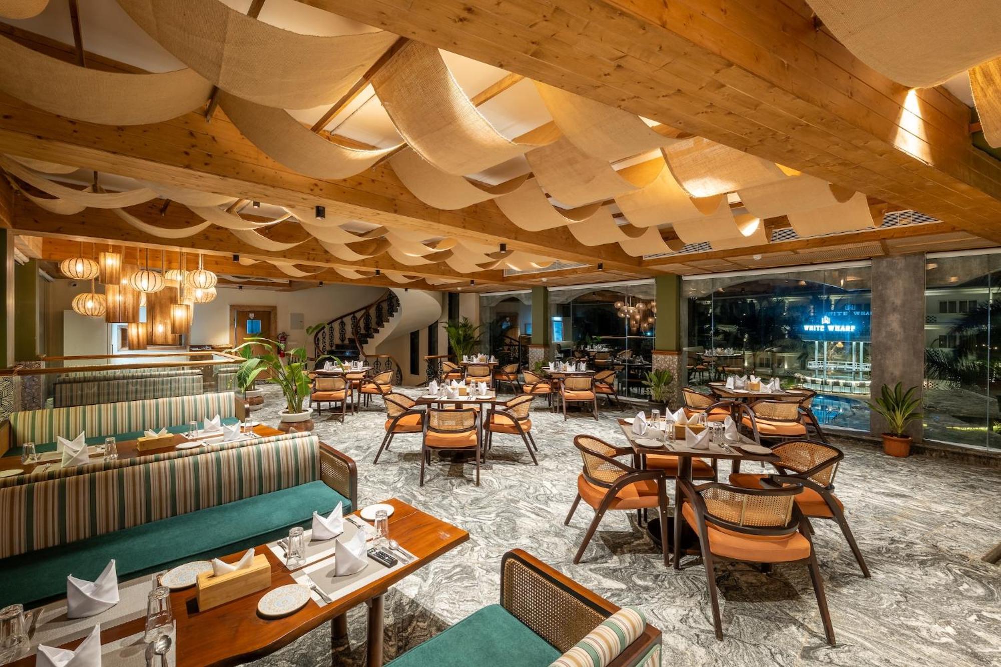 White Wharf Beach Resort Morjim Goa Exterior foto